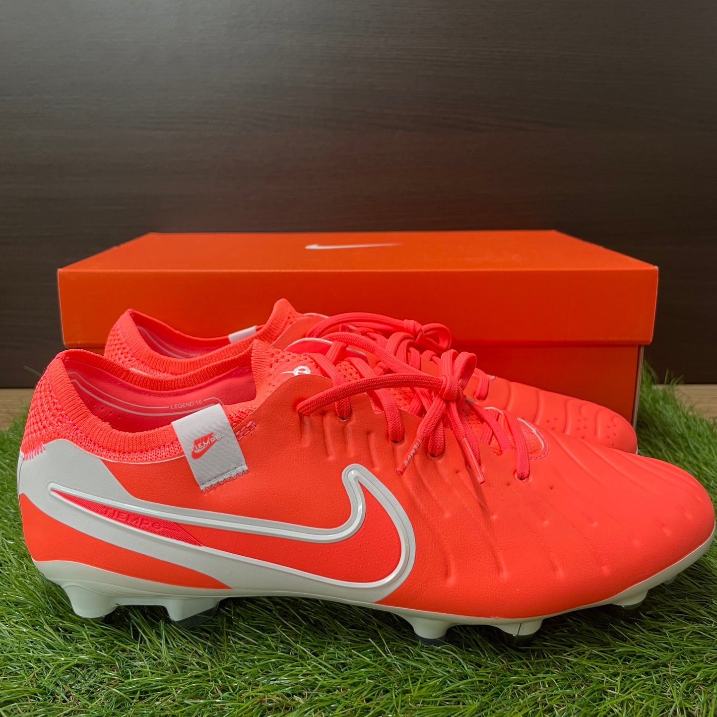 ティエンポレジェンド 10 エリート SG-PRO P HF4373 800 Tiempo legend Elite SG-PRO P