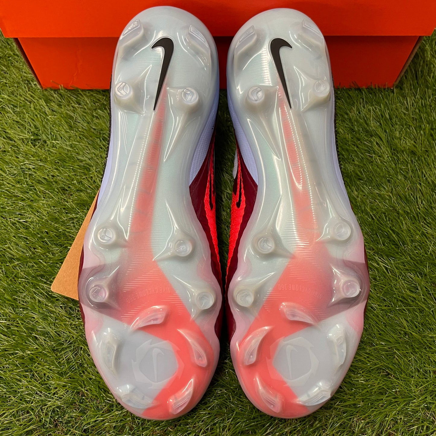 ファントム 6 LOW ELITE FG HJ2146 400