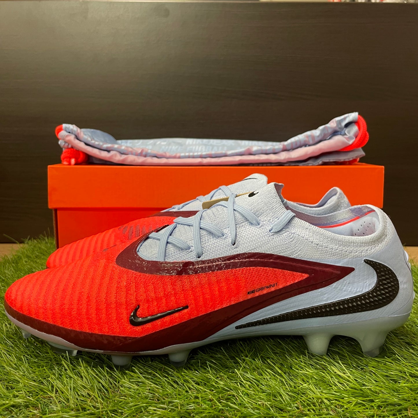 ファントム 6 LOW ELITE FG HJ2146 400