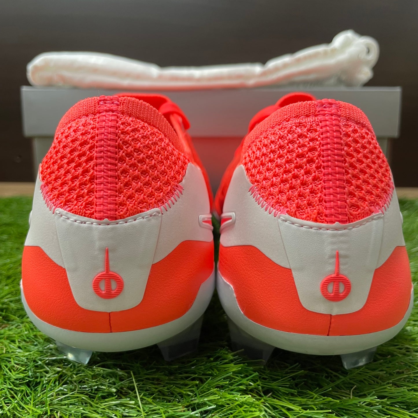 ティエンポレジェンド10  ELITE FG  ACC DV4328 800