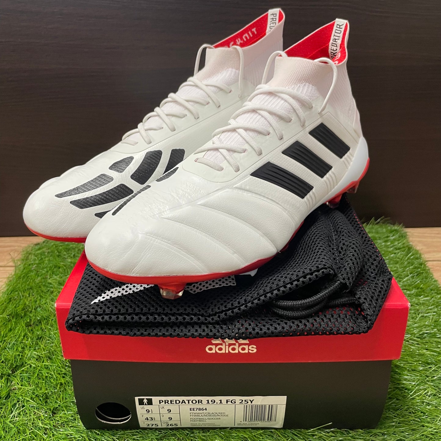 プレデター19.1 FG 25Y EE7864