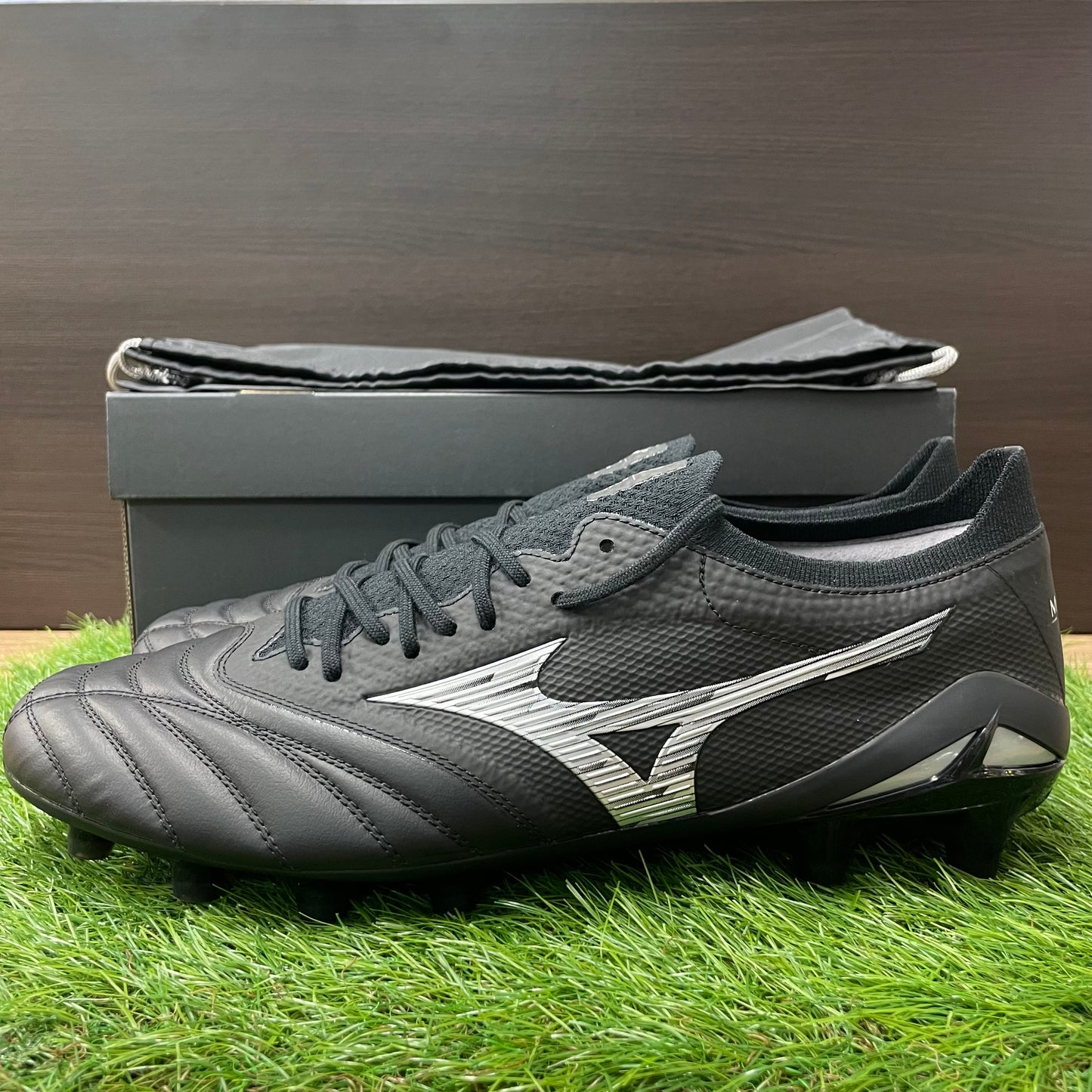 モレリアネオ 4 β MADE IN JAPAN P1GA244003