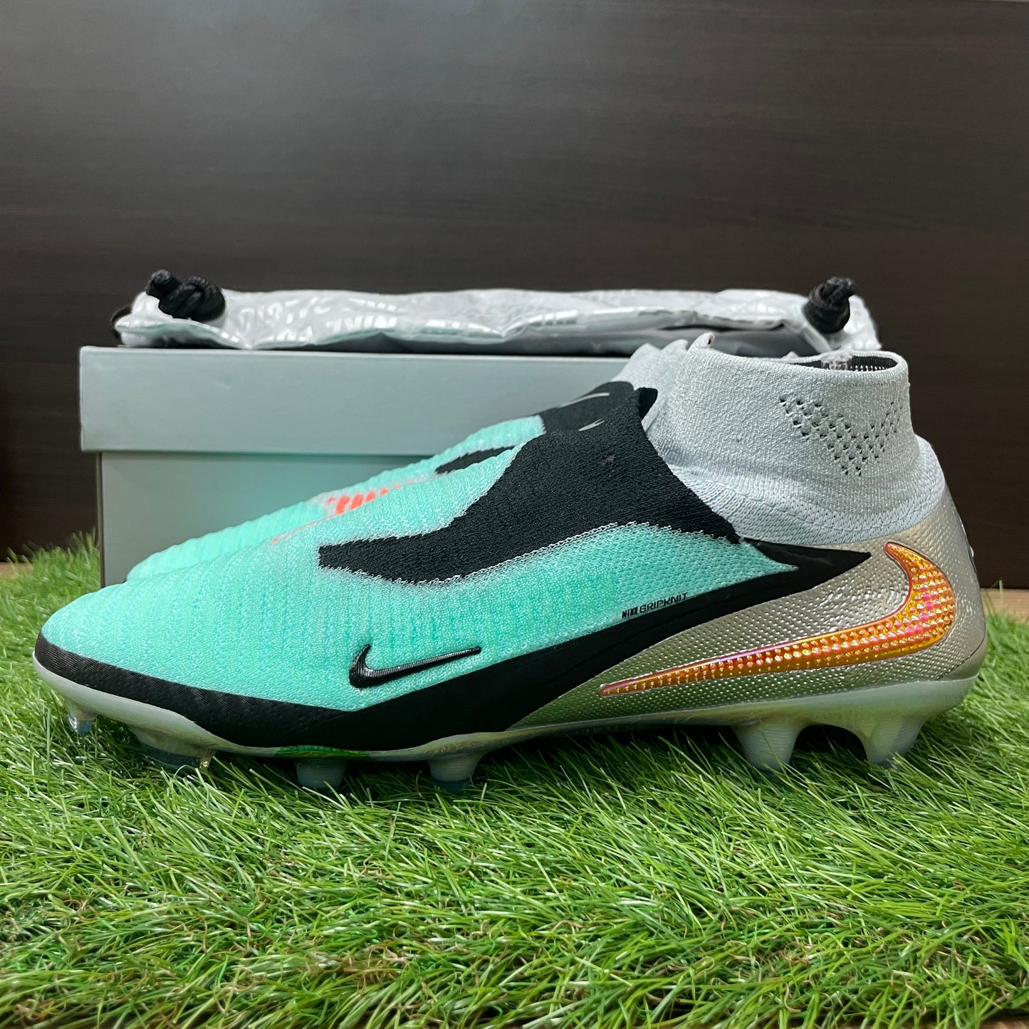 ファントム6 HIGH ELITE LE FG IH3735 001