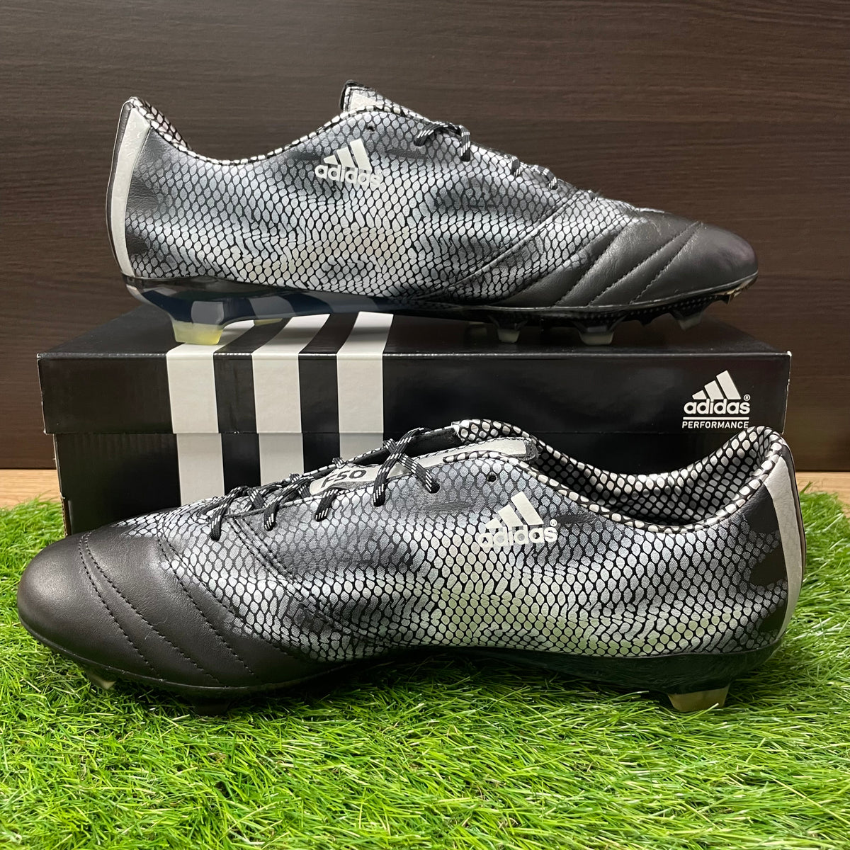 F50 FG LEA B26733