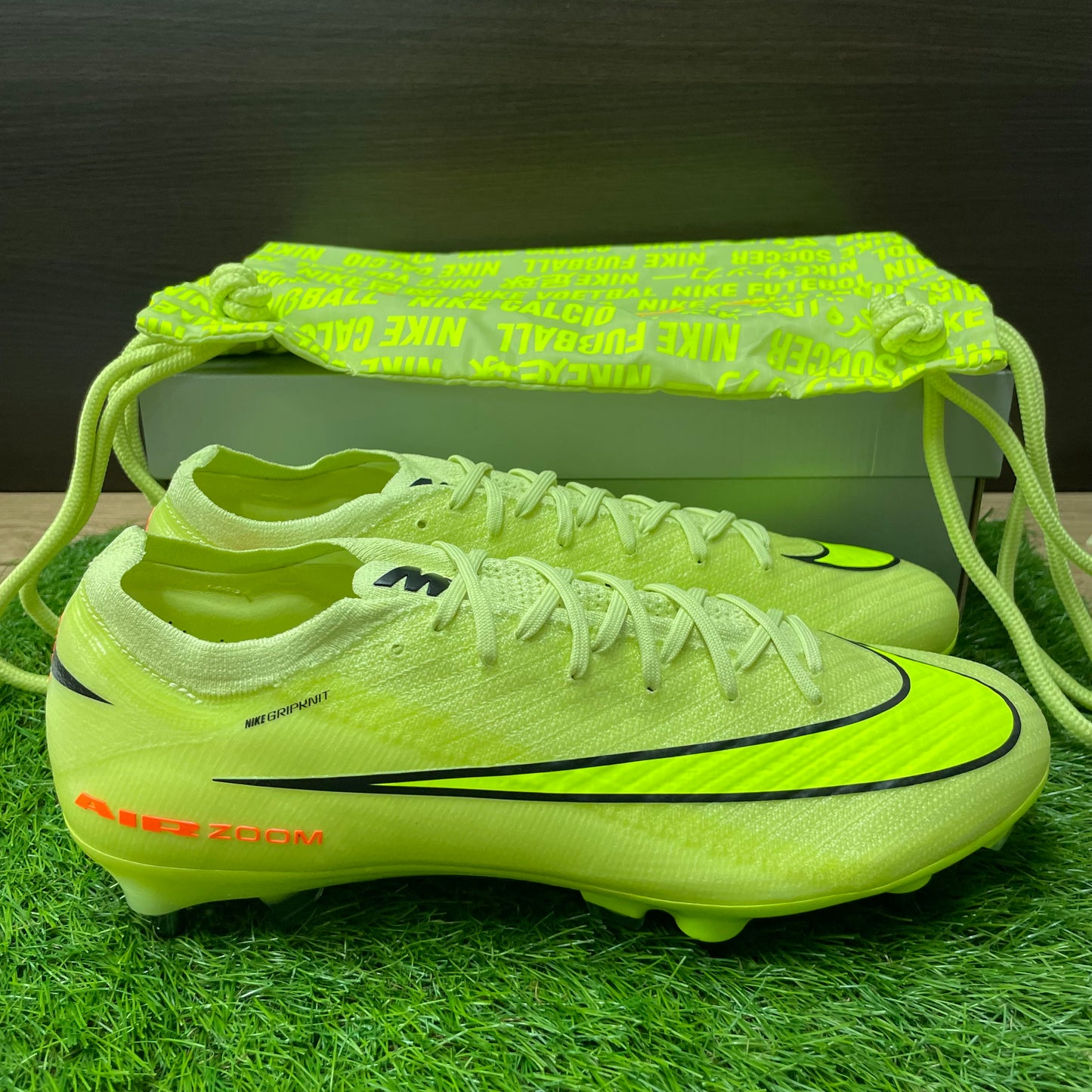 Mercurial VAPOR 16 ELITE SG-PRO FQ8688 300 ズームヴェイパー16エリート