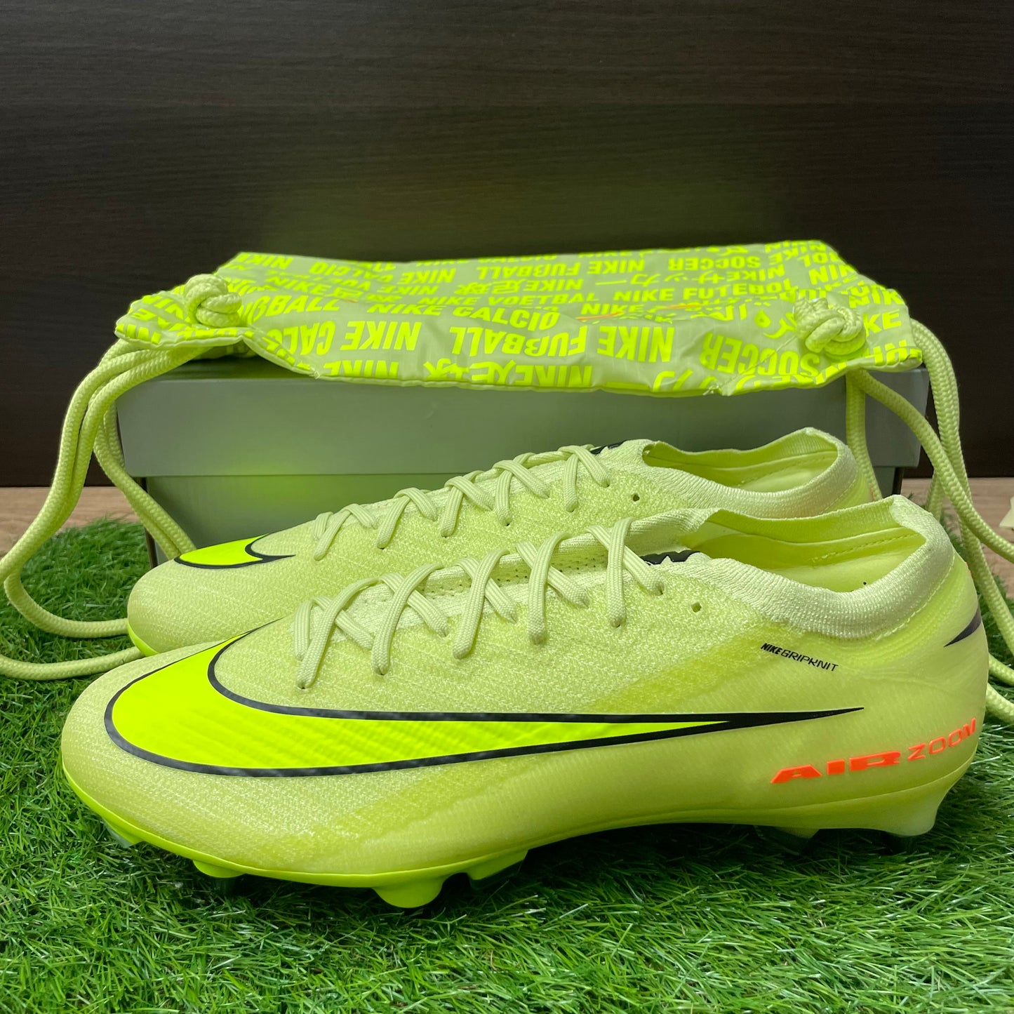 Mercurial VAPOR 16 ELITE SG-PRO FQ8688 300 ズームヴェイパー16エリート