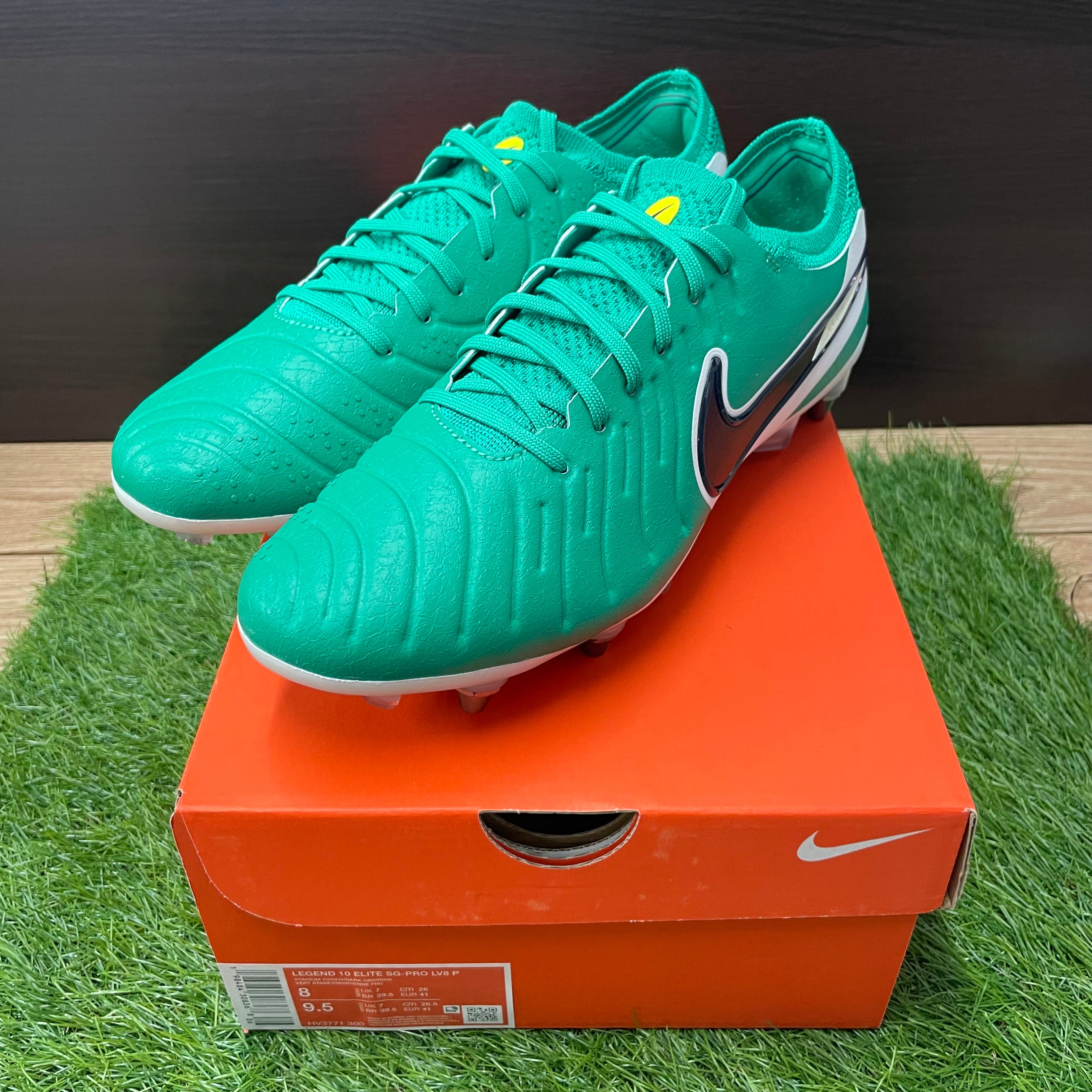 Tiempo LEGEND 10 ELITE SG-PRO LV8 P HV3771 300 – 俺の足 サッカー