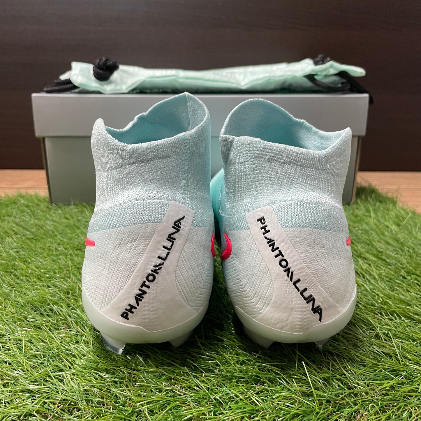 ファントムルナ II ELITE FG FJ2572 300 PHANTOM LUNA