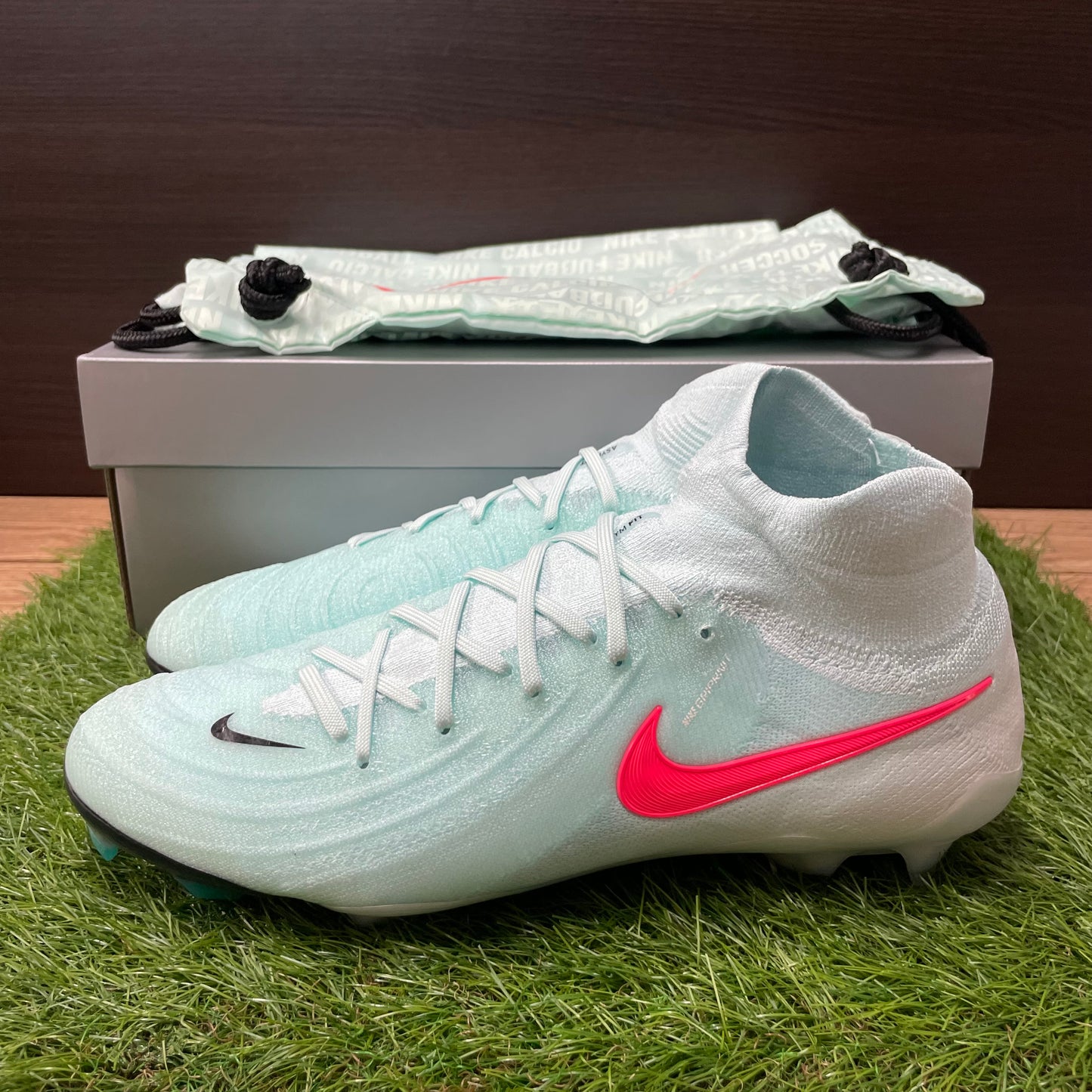 ファントムルナ II ELITE FG FJ2572 300 PHANTOM LUNA