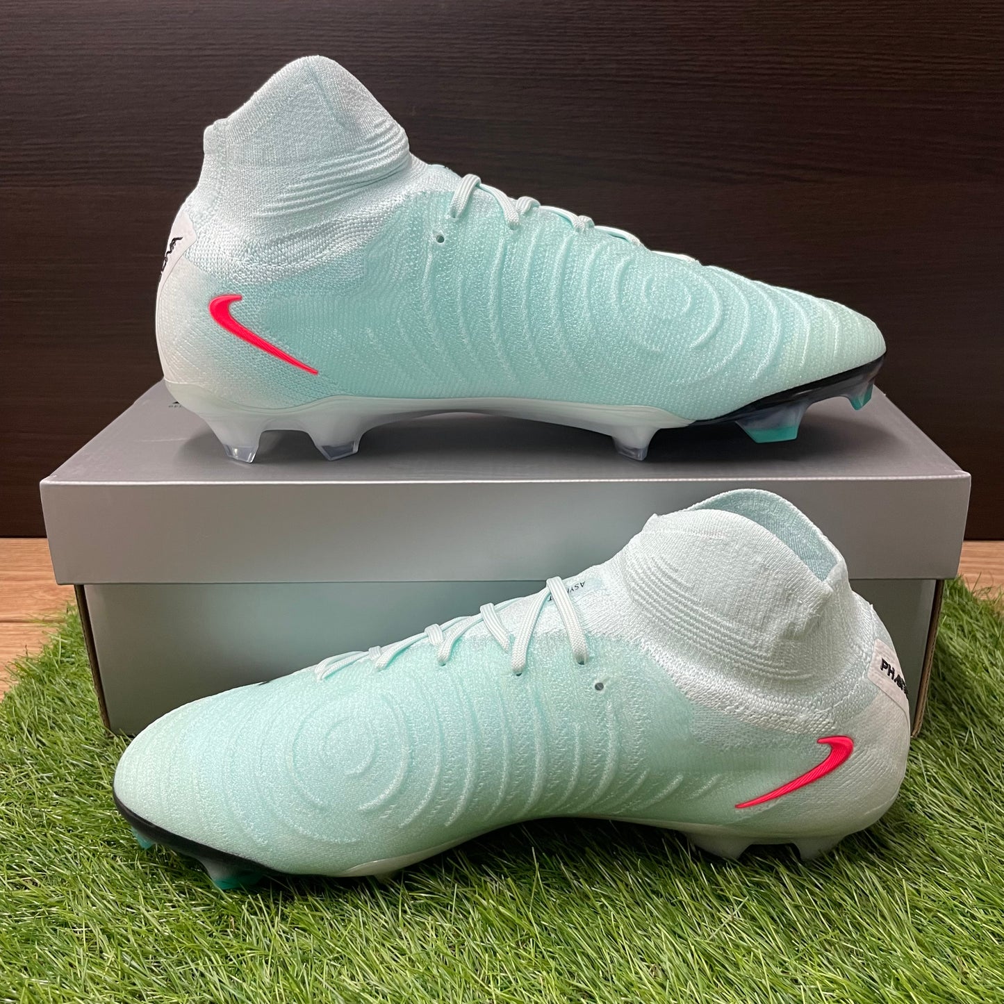 ファントムルナ II ELITE FG FJ2572 300 PHANTOM LUNA