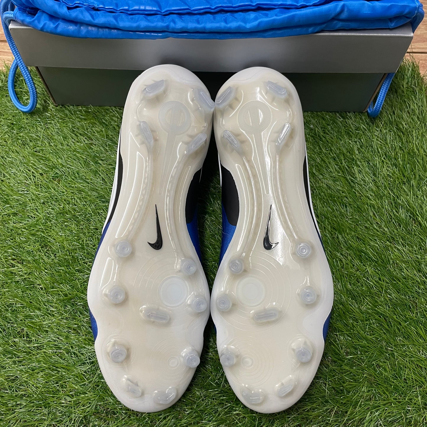 ティエンポレジェンド10 ELITE FG  DV4328 400