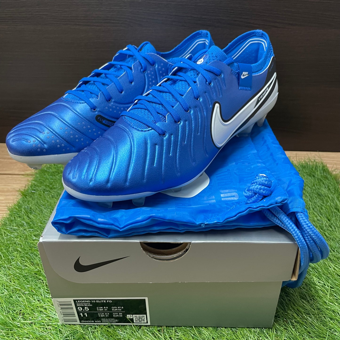 ティエンポレジェンド10 ELITE FG  DV4328 400