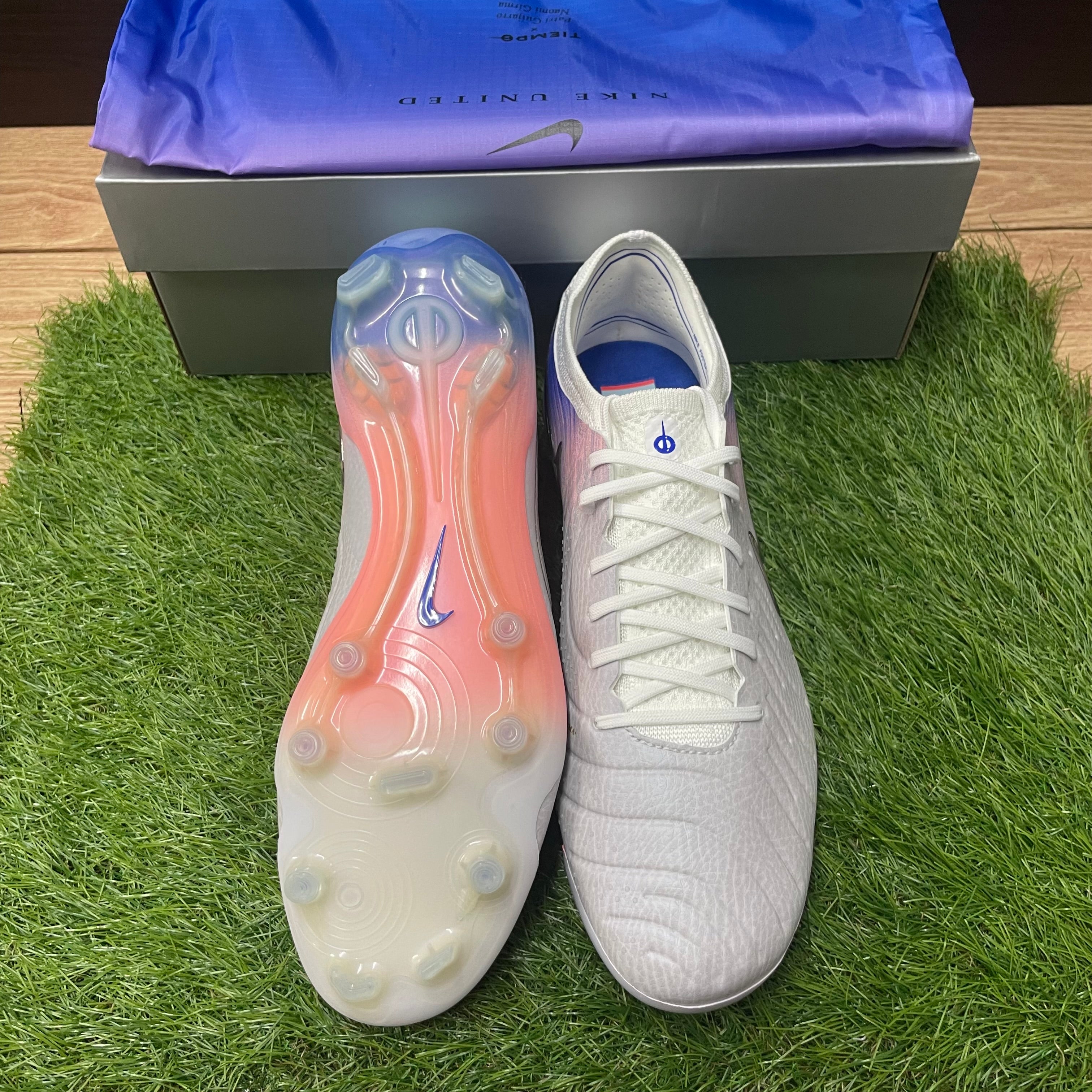 サッカースパイク – Page 2 – 俺の足 サッカー用品セレクトショップ