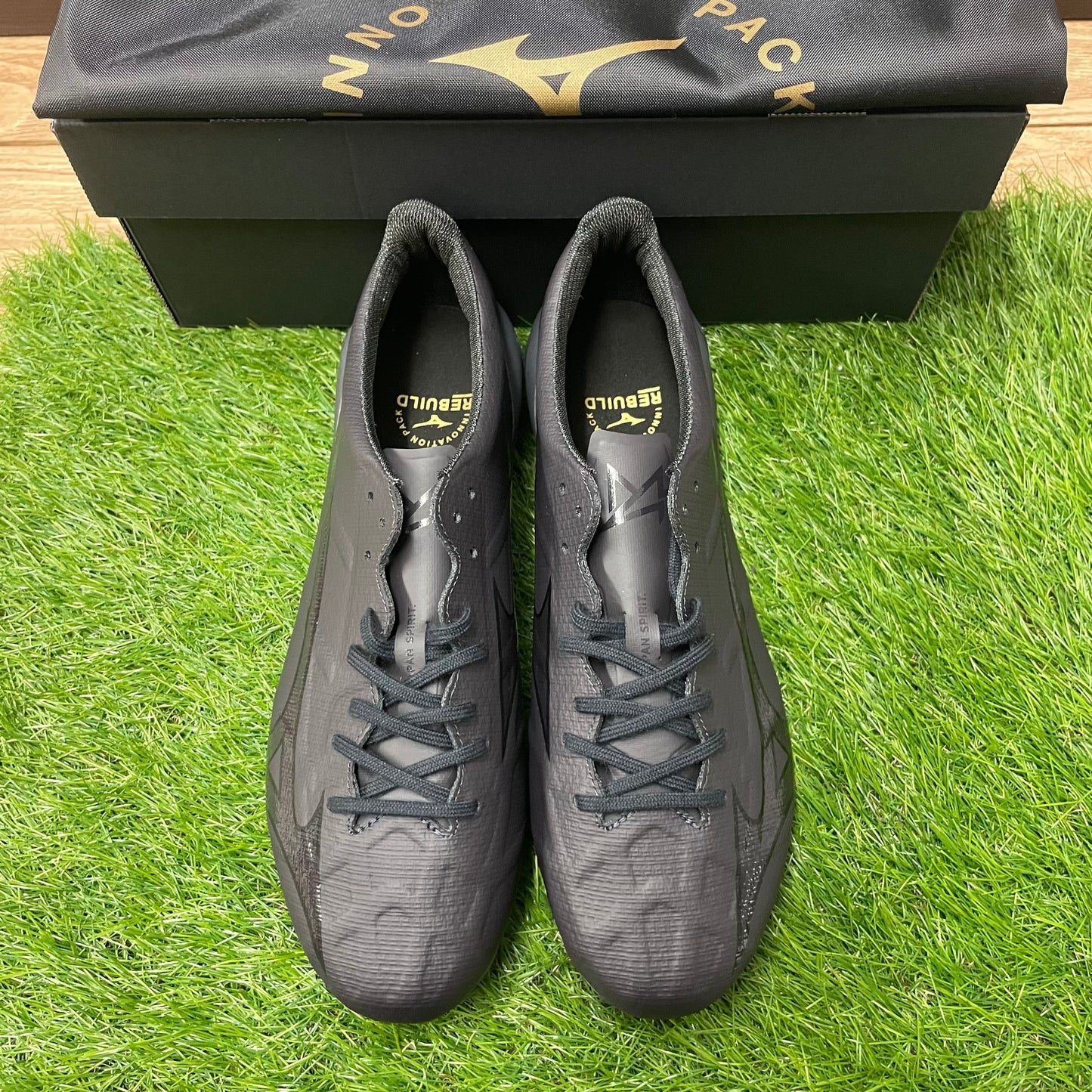 MIZUNO α 2 JAPAN Ltd P1GA255600