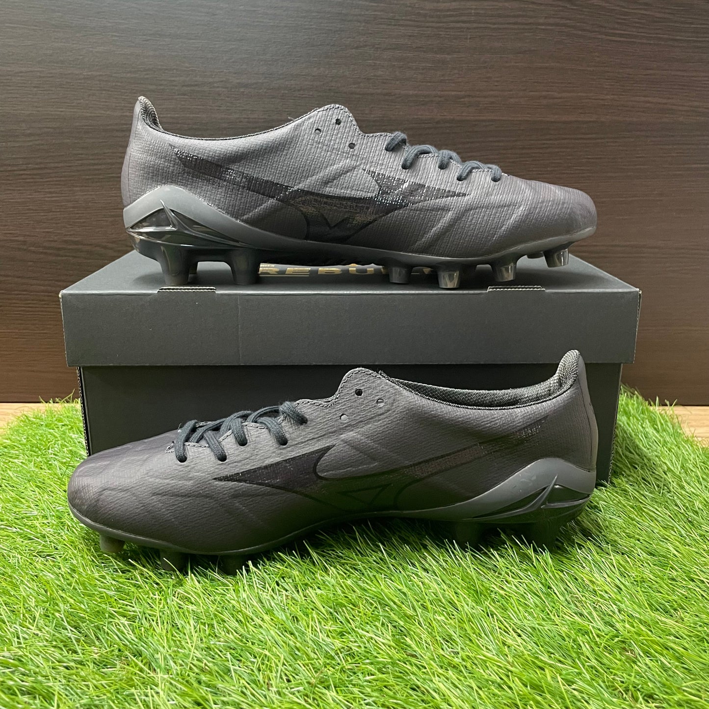 MIZUNO α 2 JAPAN Ltd P1GA255600