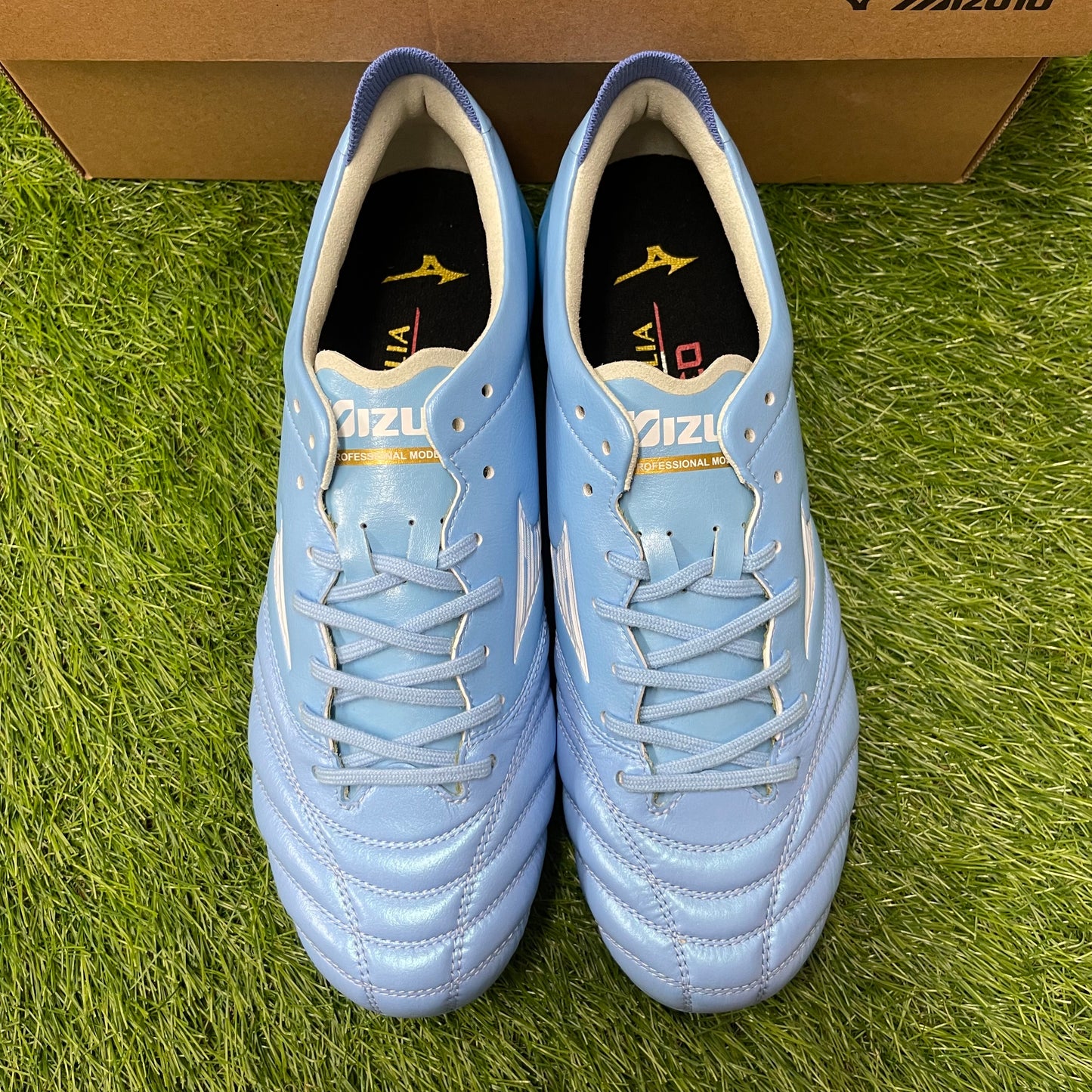 日本未発売 モレリアネオ4 エリート  P1GA263225 MORELIA NEO4 ELITE