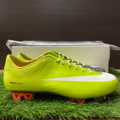 Vintage マーキュリアル　ヴェイパー　スーパーフライ 2 FG 396127 311 MERCURIAL VAPOR SUPERFLY 2