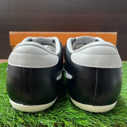 THE NIKE DC9964 010