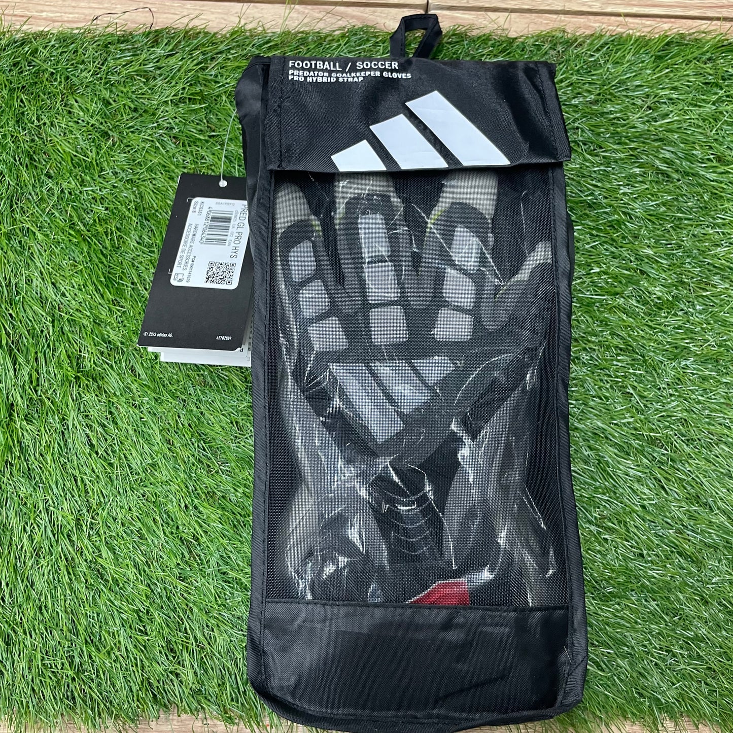 PREDATOR GOALKEEPER GLOVES PRO HYBRID STRAP KC6351