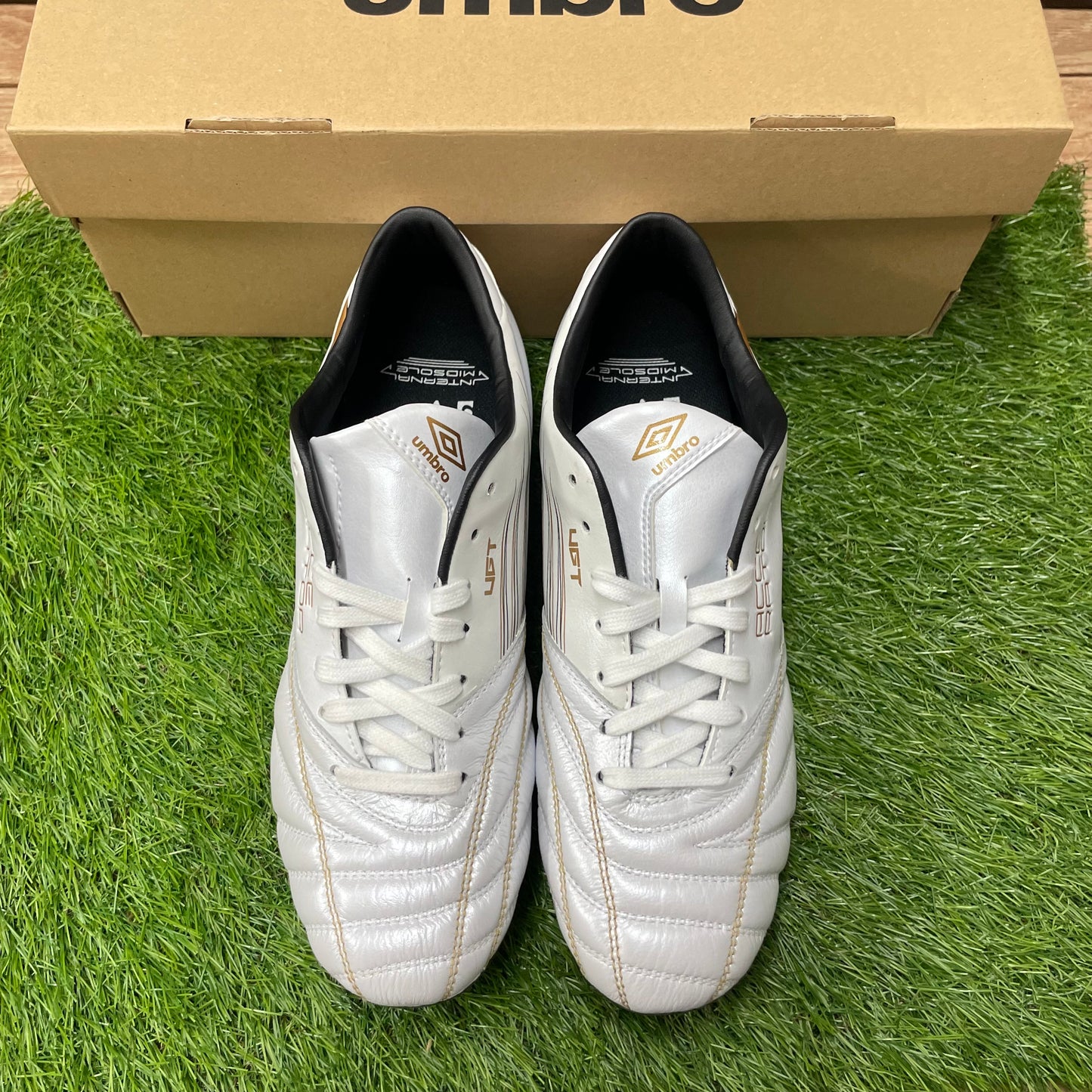 通販限定 アクセレイター f-lash HG UU2UJA01WG