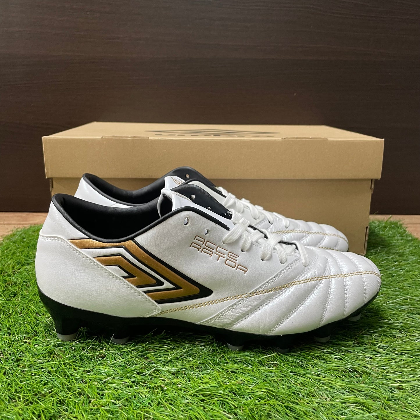 通販限定 アクセレイター f-lash HG UU2UJA01WG