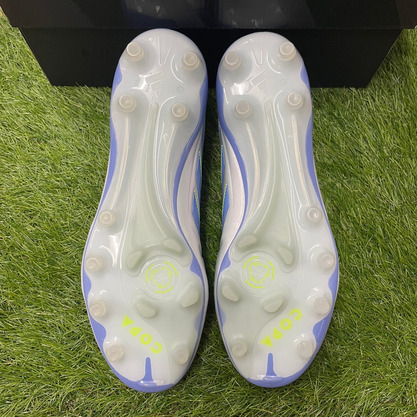 COPA PURE 3 ELITE AG ID9055