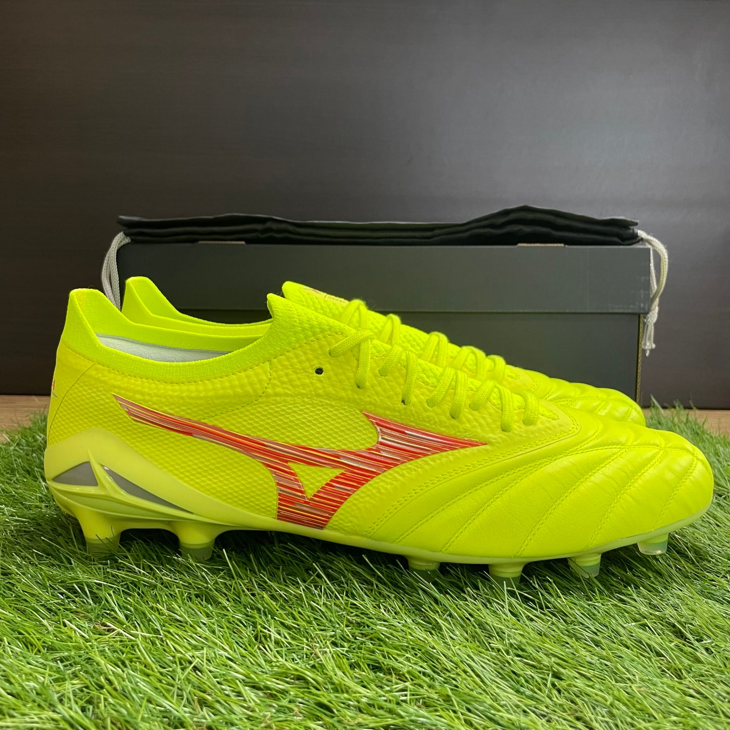 モレリアネオ 4 β MADE IN JAPAN P1GA244045