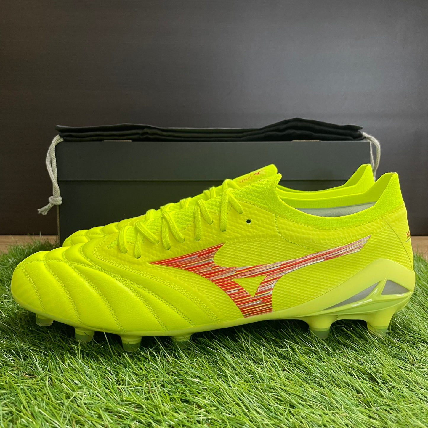 モレリアネオ 4 β MADE IN JAPAN P1GA244045