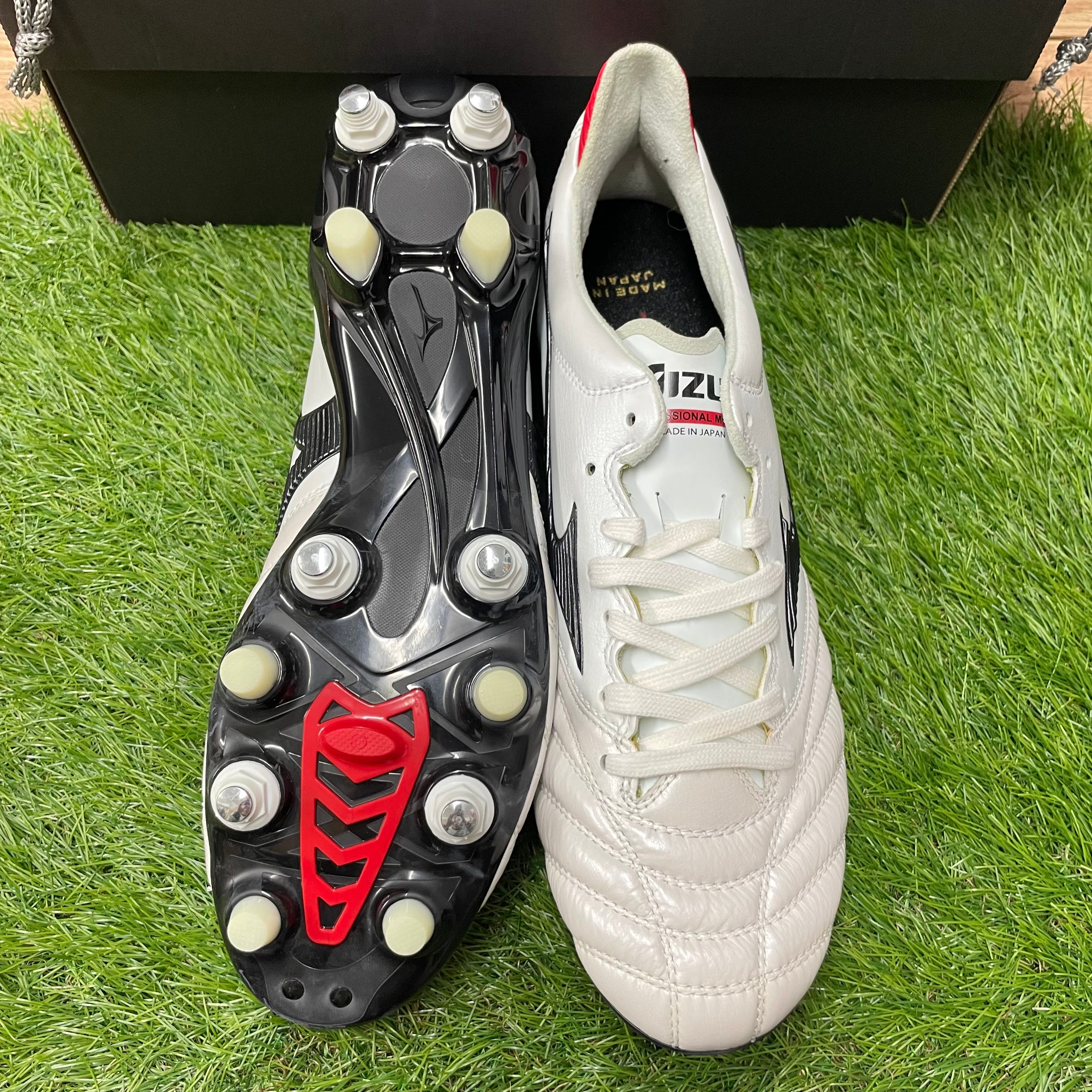 サッカースパイク – Page 2 – 俺の足 サッカー用品セレクトショップ