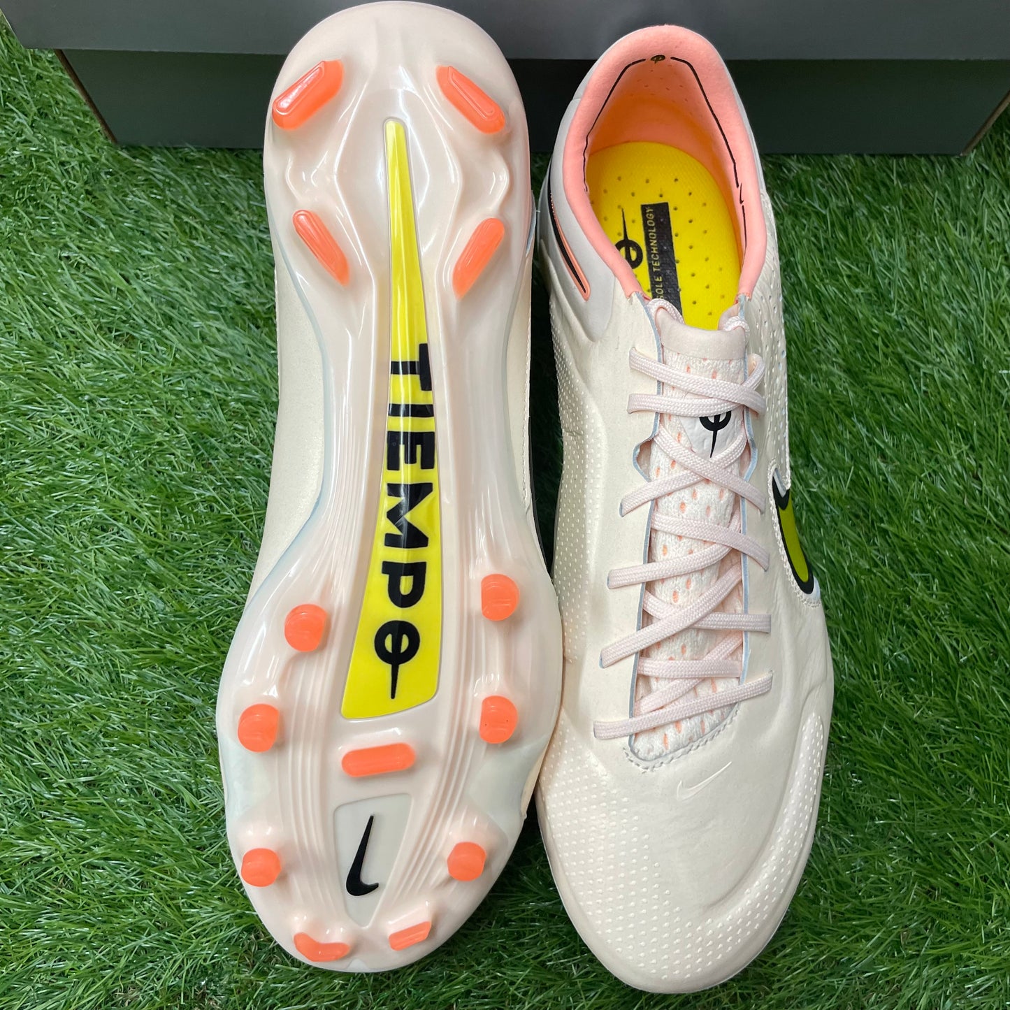 ティエンポレジェンド 9 エリート FG CZ8482 800 Tiempo legend Elite FG