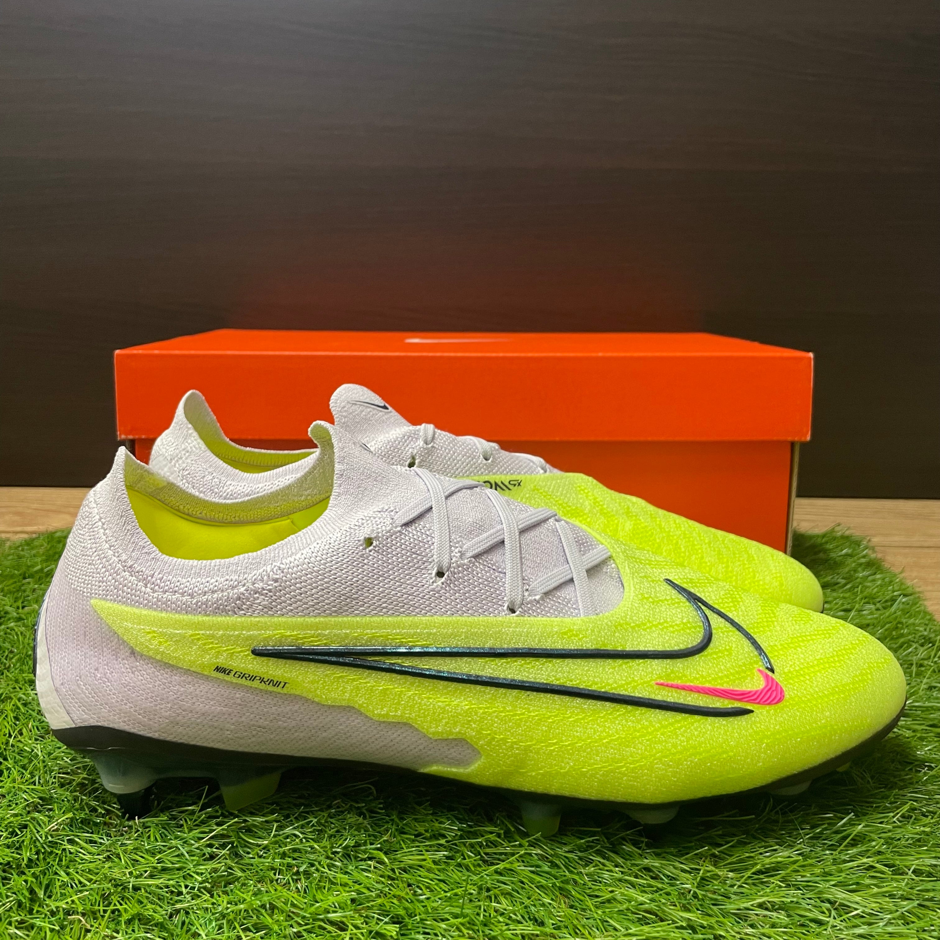 ファントムGX ELITE SG-PRO P FD0259 705 – 俺の足 サッカー用品