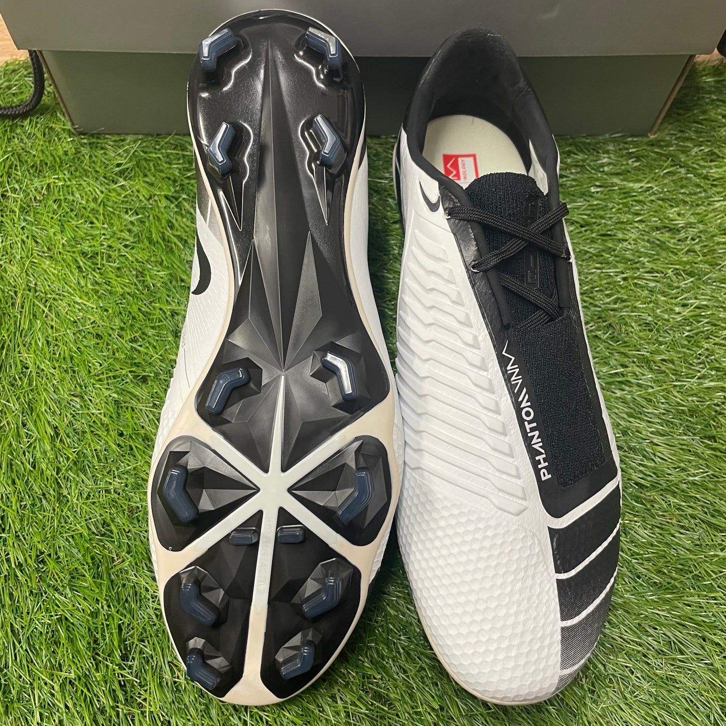 ファントムヴェノム エリート FG ACC AO7540 106