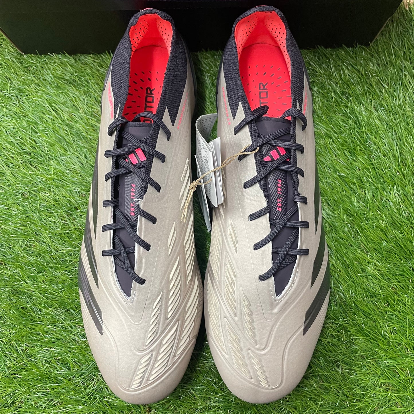 Predator Elite SG プレデター lD0913