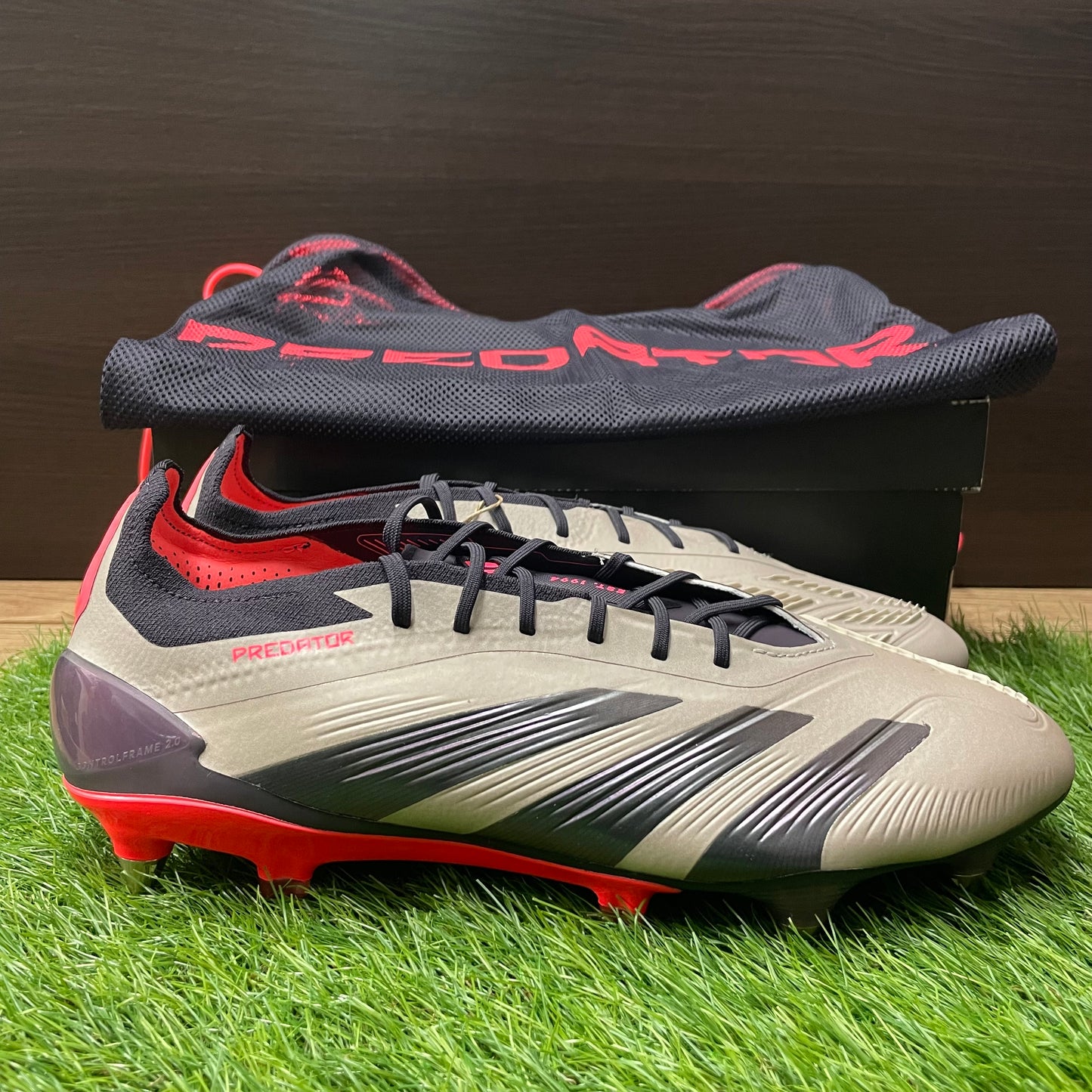 Predator Elite SG プレデター lD0913