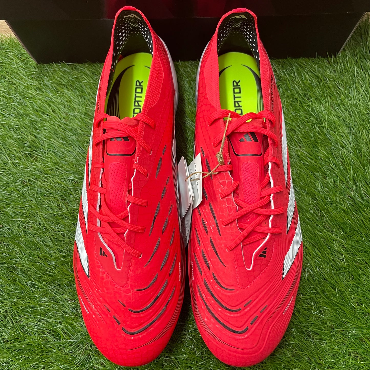 Predator Elite SG プレデター lD3853