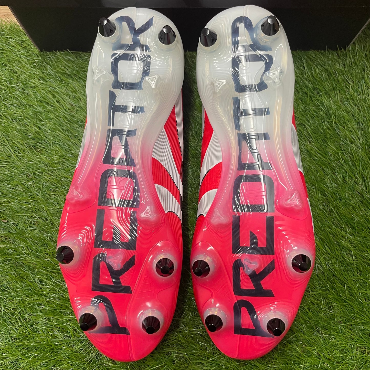 Predator Elite SG プレデター lD3853