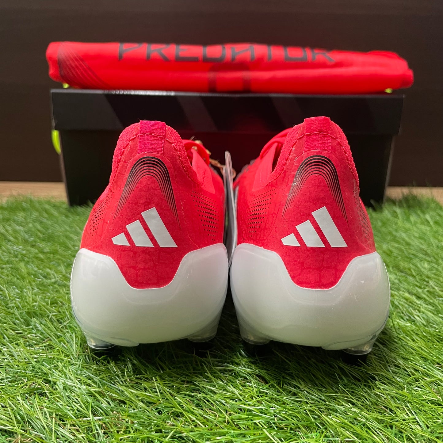 Predator Elite SG プレデター lD3853