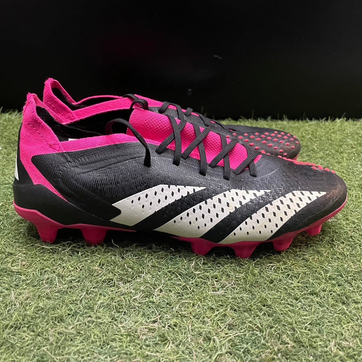 24.5 cm Used Goods中古スパイクPredator Accuracy.1 L HG/AG