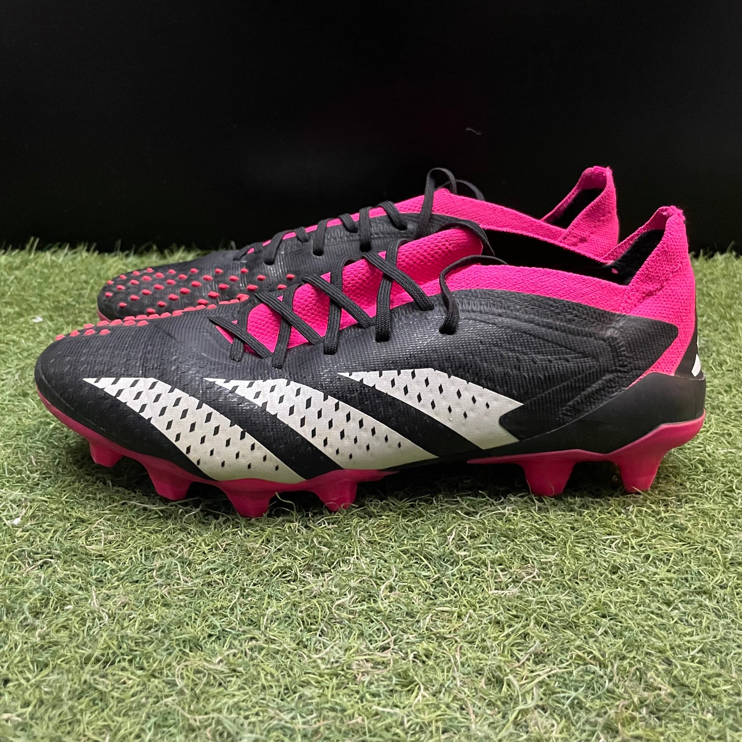 24.5 cm Used Goods中古スパイクPredator Accuracy.1 L HG/AG