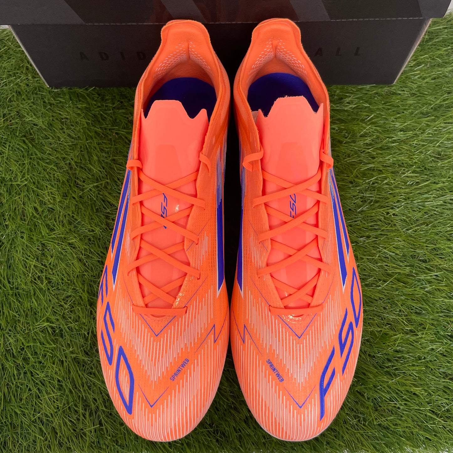 F50 ELITE AG JH7637