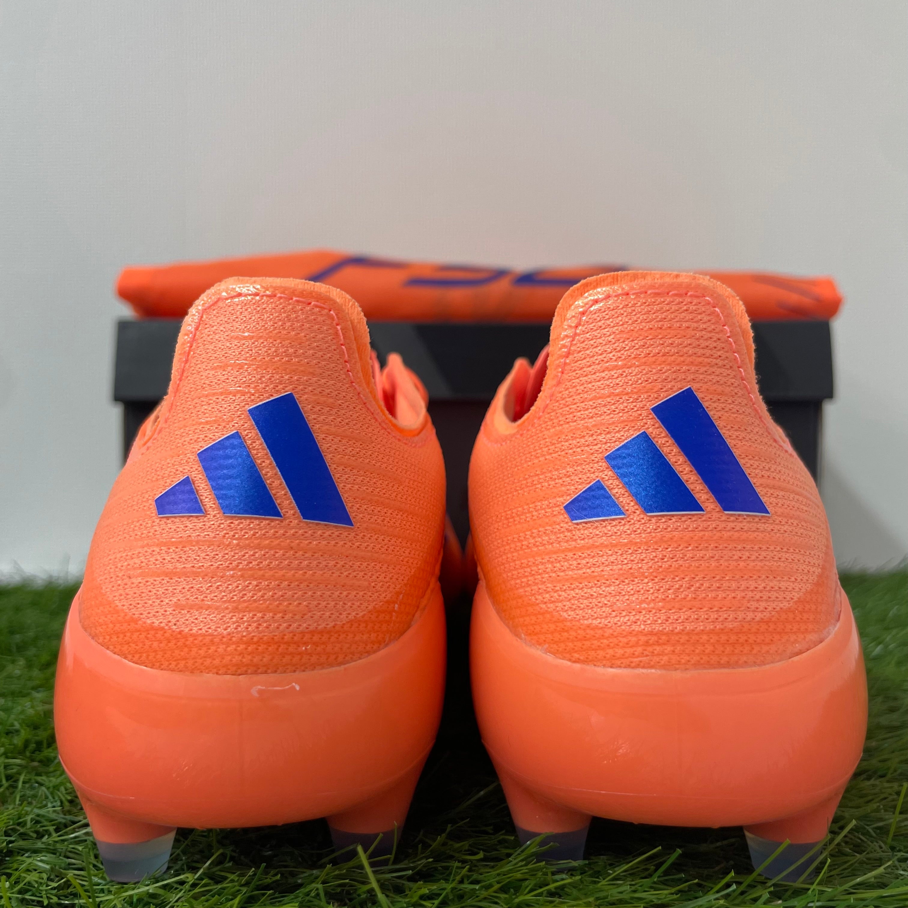 F50 ELITE AG JH7637 – 俺の足 サッカー用品セレクトショップ