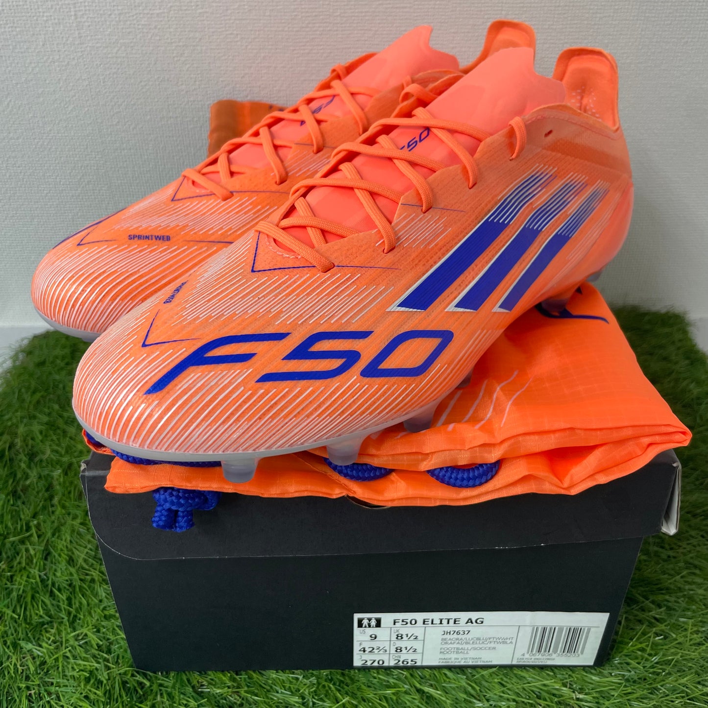 F50 ELITE AG JH7637
