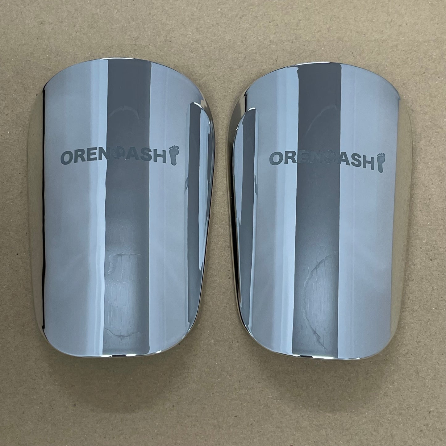 Silver 俺の足シンガード S 縦10.0cm 横6.8cm 18.7g