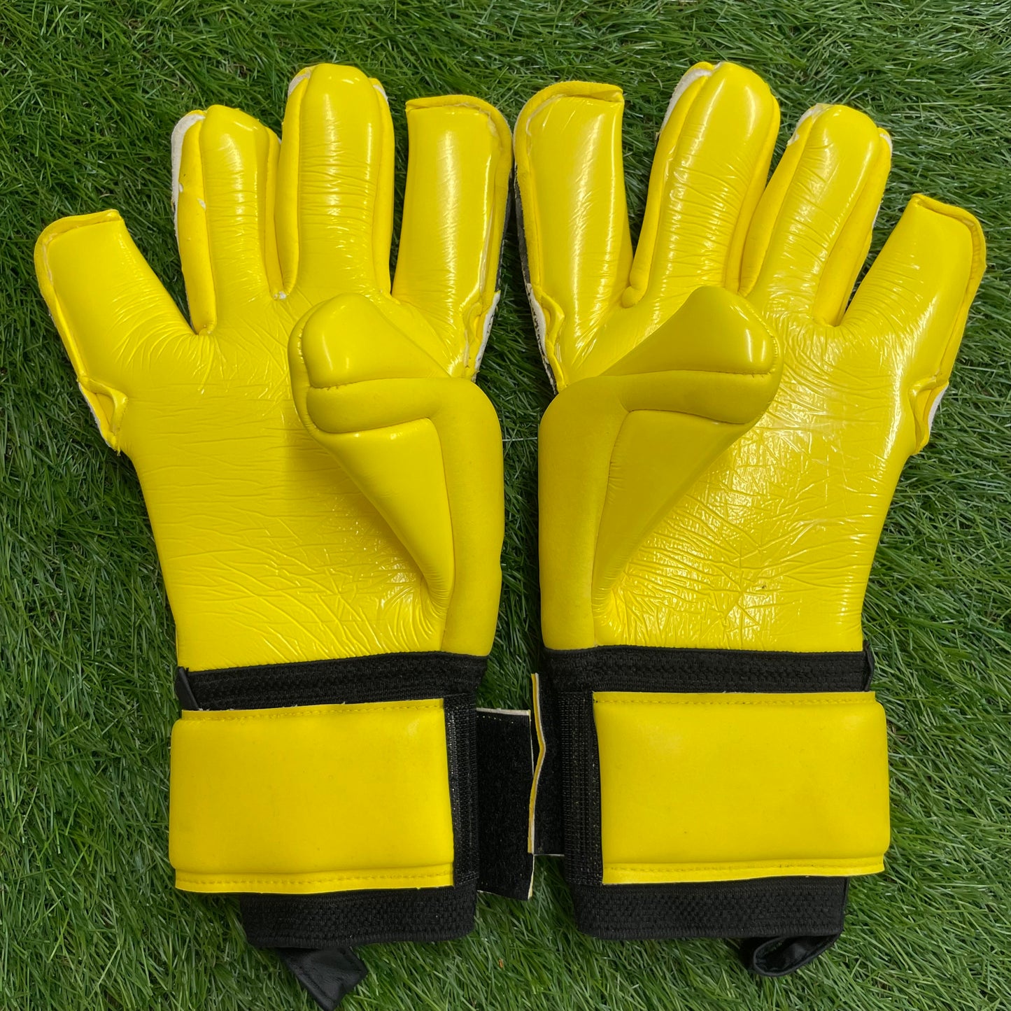 Yellow×Black S/1 エススラッシュワン