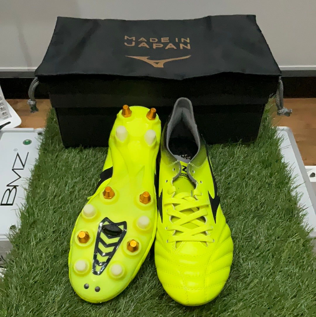 新品未使用新品未使用❗️ MIZUNO Morelia Neo2 SG MIX 海外限定