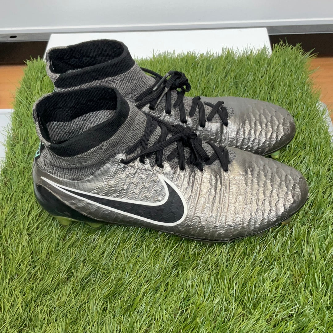 Used Goods中古スパイク Magista Obra FG – 俺の足 サッカー用品