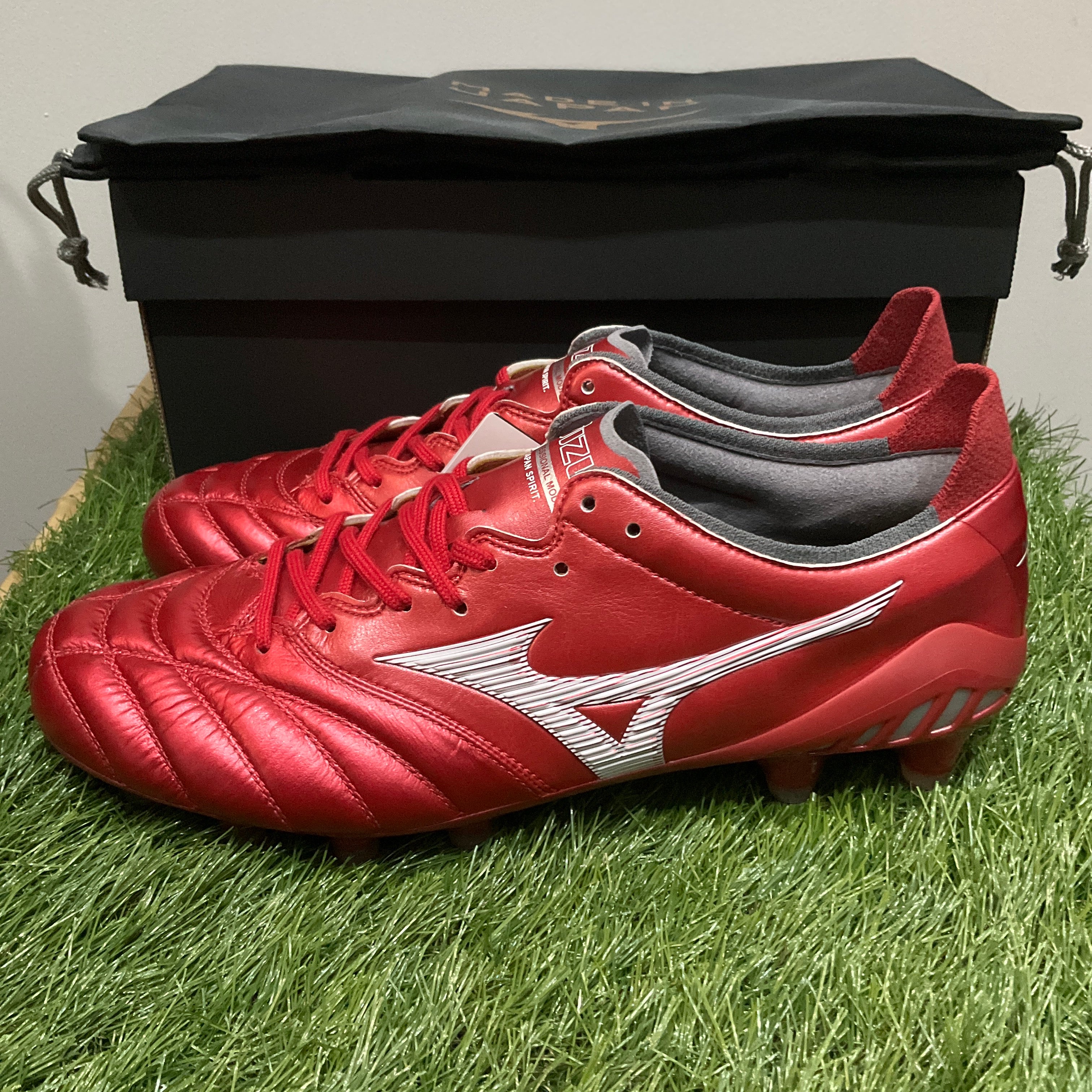 種類サッカースパイクMIZUNOモレリアネオ3JAPANパッションレッド(限定品)27.0センチ