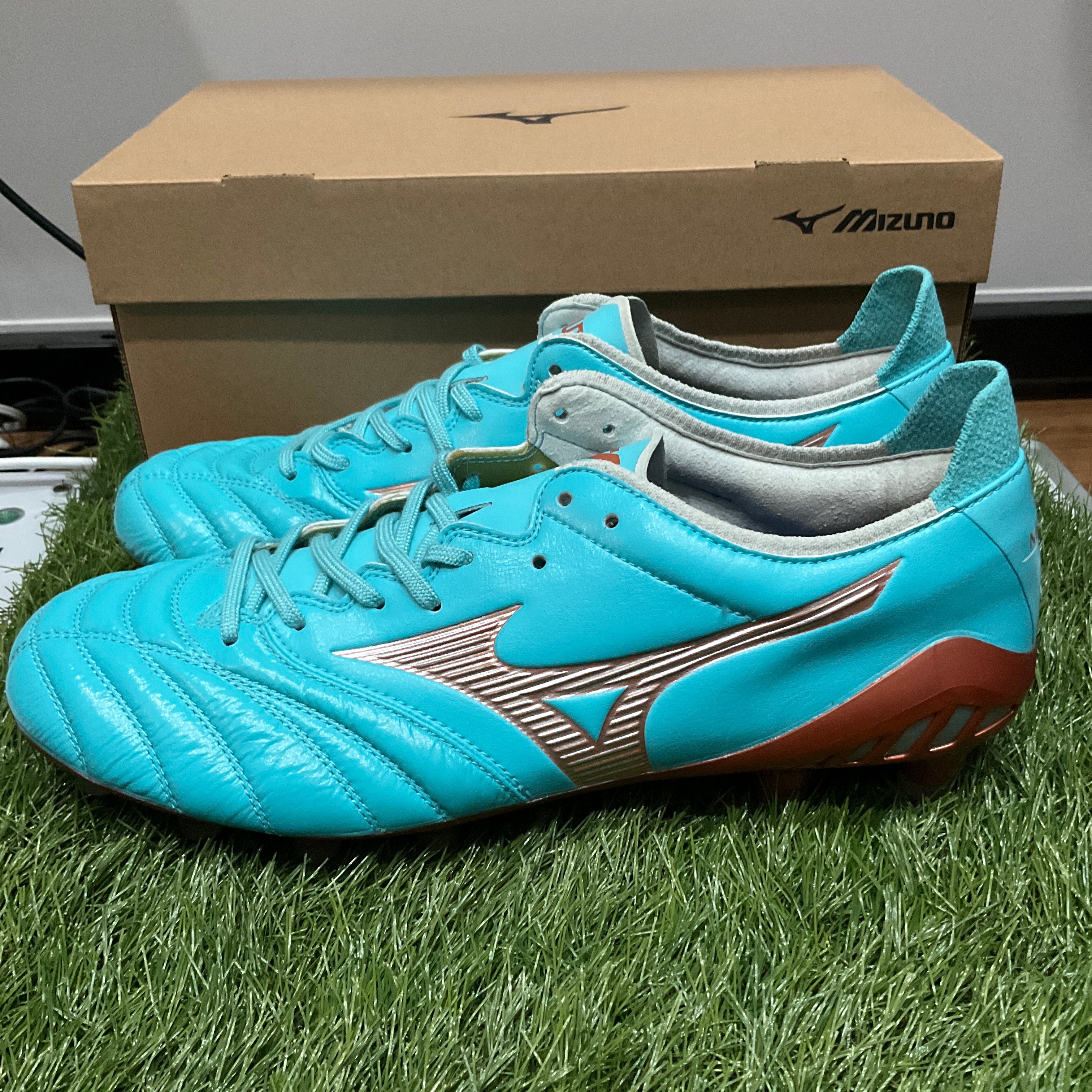 日本未発売 モレリアネオ３エリート P1GA238125 Morelia Neo3 elite