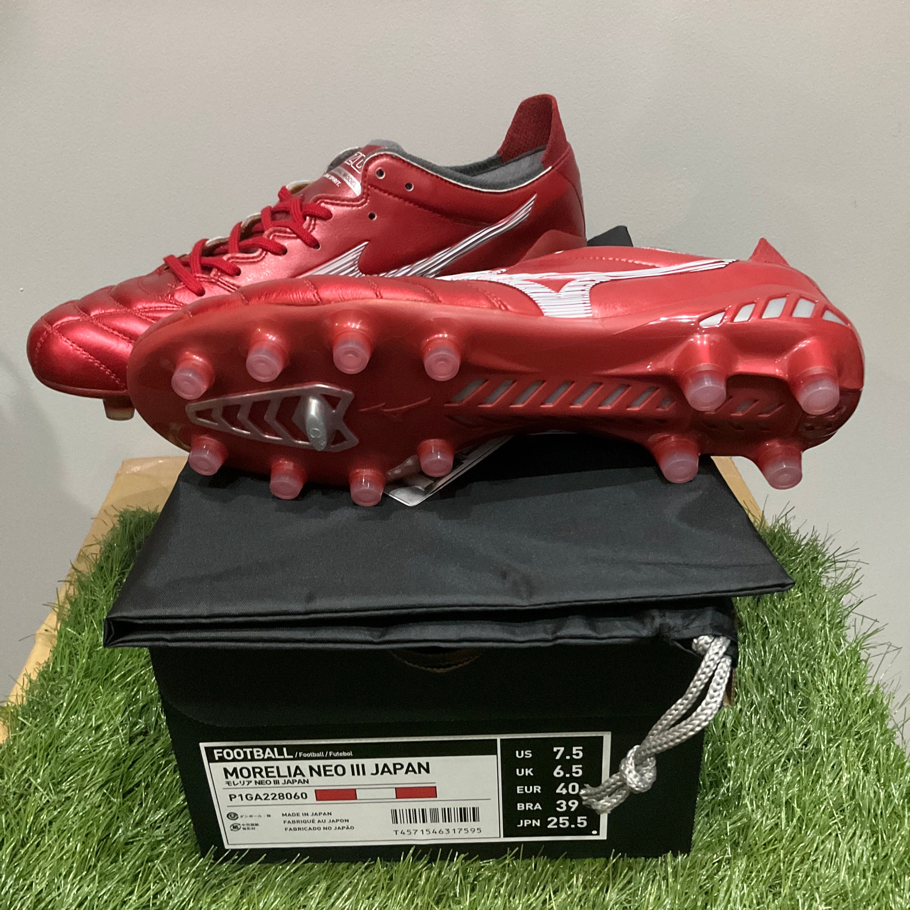 種類サッカースパイクMIZUNOモレリアネオ3JAPANパッションレッド(限定品)27.0センチ