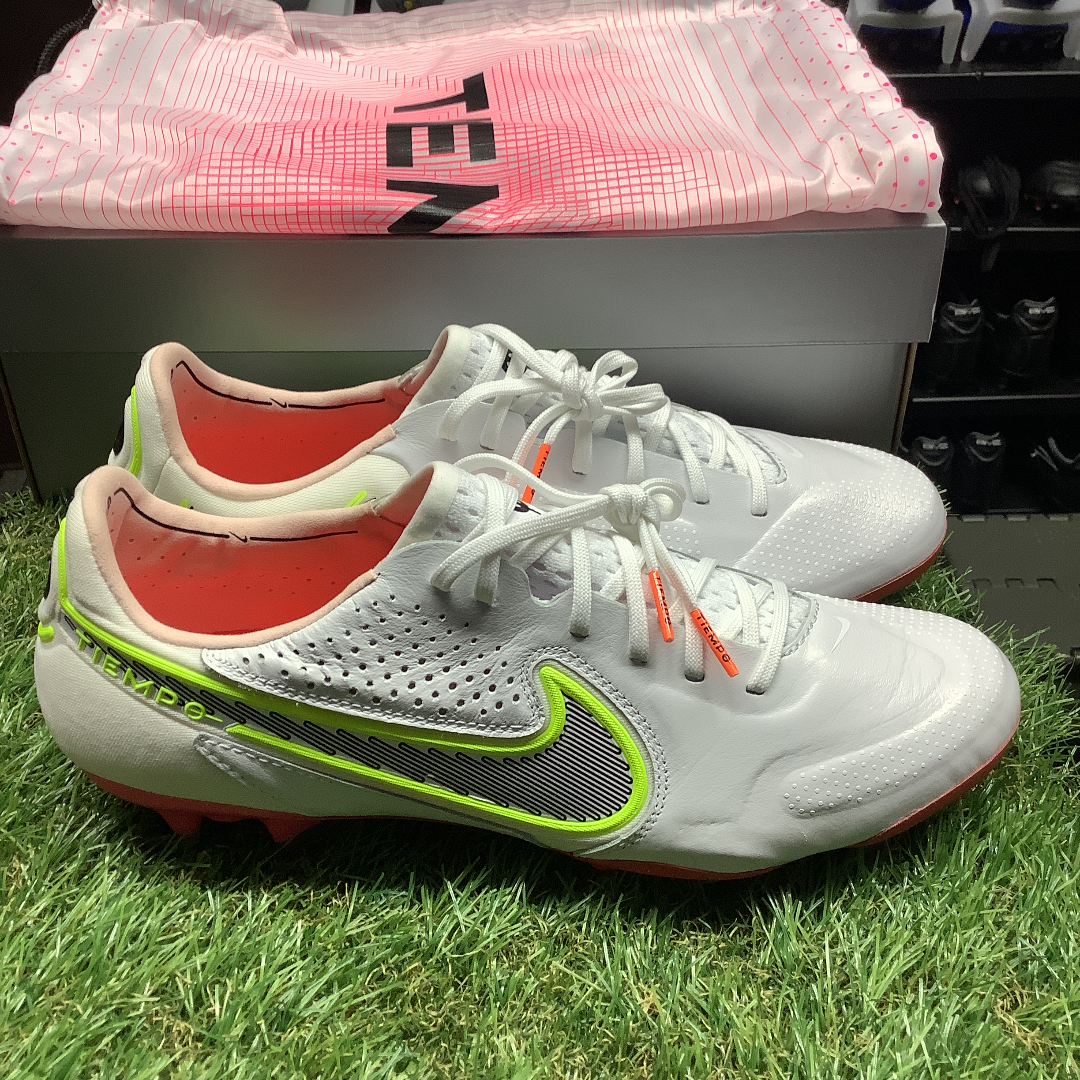 Tiempo Legend 9 FG ACC CZ8482 121